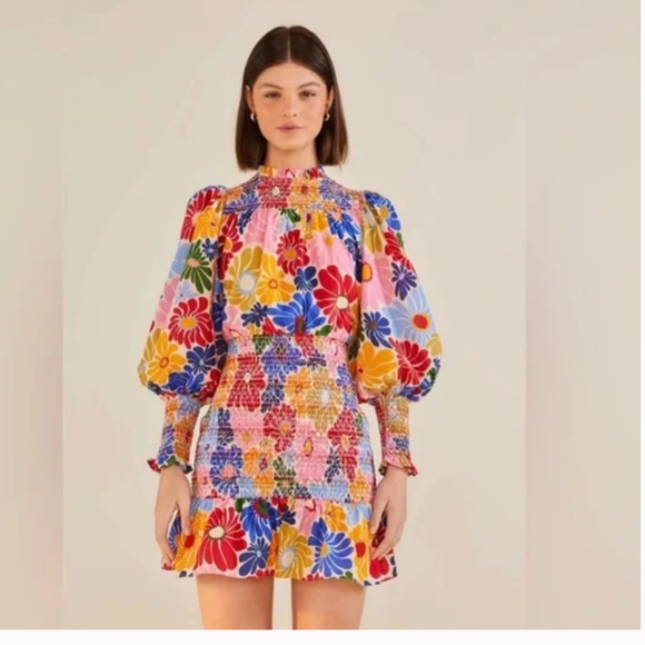 FARM Rio Dresses & Skirts - NWT FARM RIO 🌼Sunny Daisies Sand Mini Dress  SIZE M